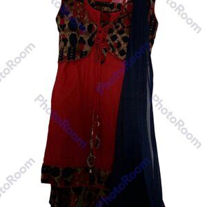 Kids 3 Piece Salwar Suit, Barb, 26, Red, Preloved in Excellentcondition